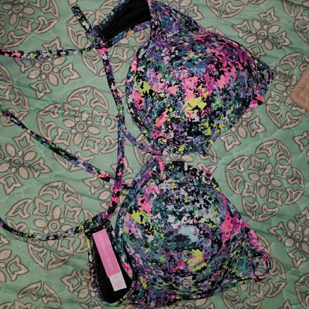 34B vs Halter bikini new